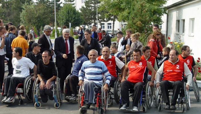 N&euml; Akademi mbahet Miniolimpiada p&euml;r persona me aft&euml;si t&euml; kufizuara 
